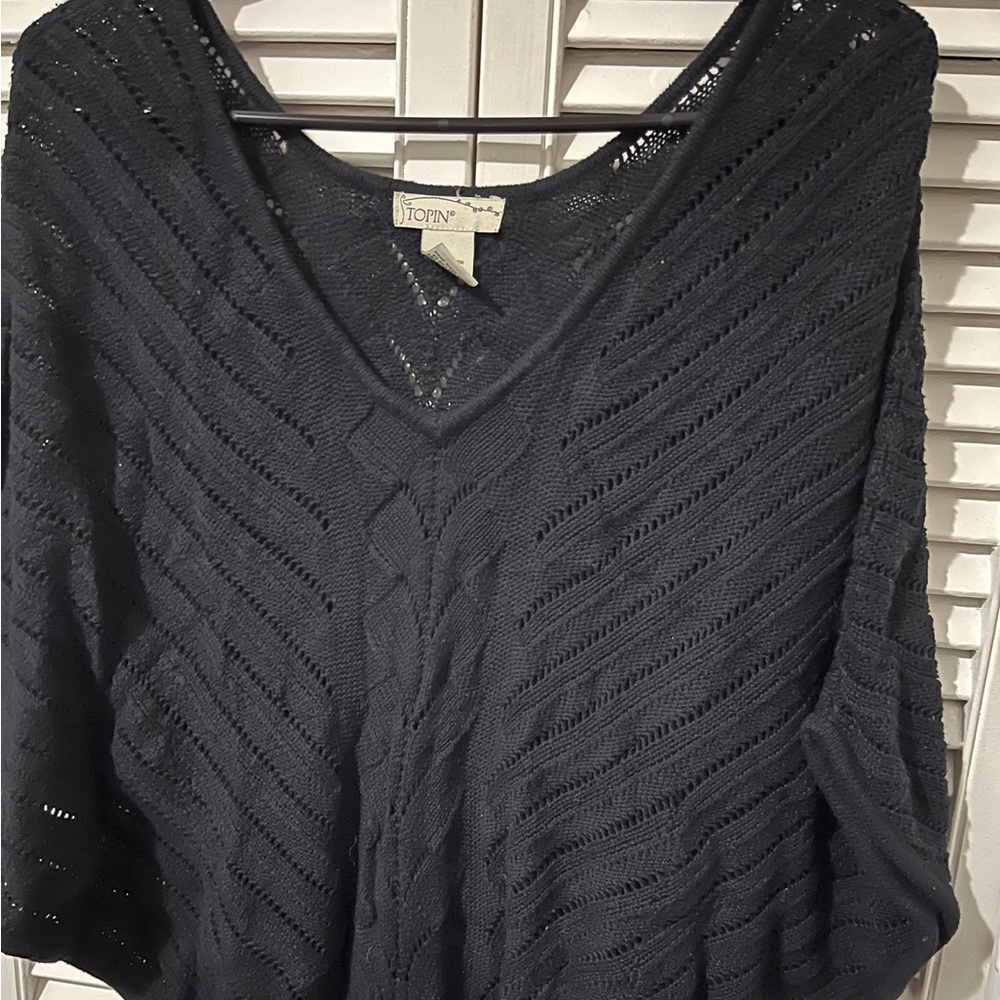 Sweater vest